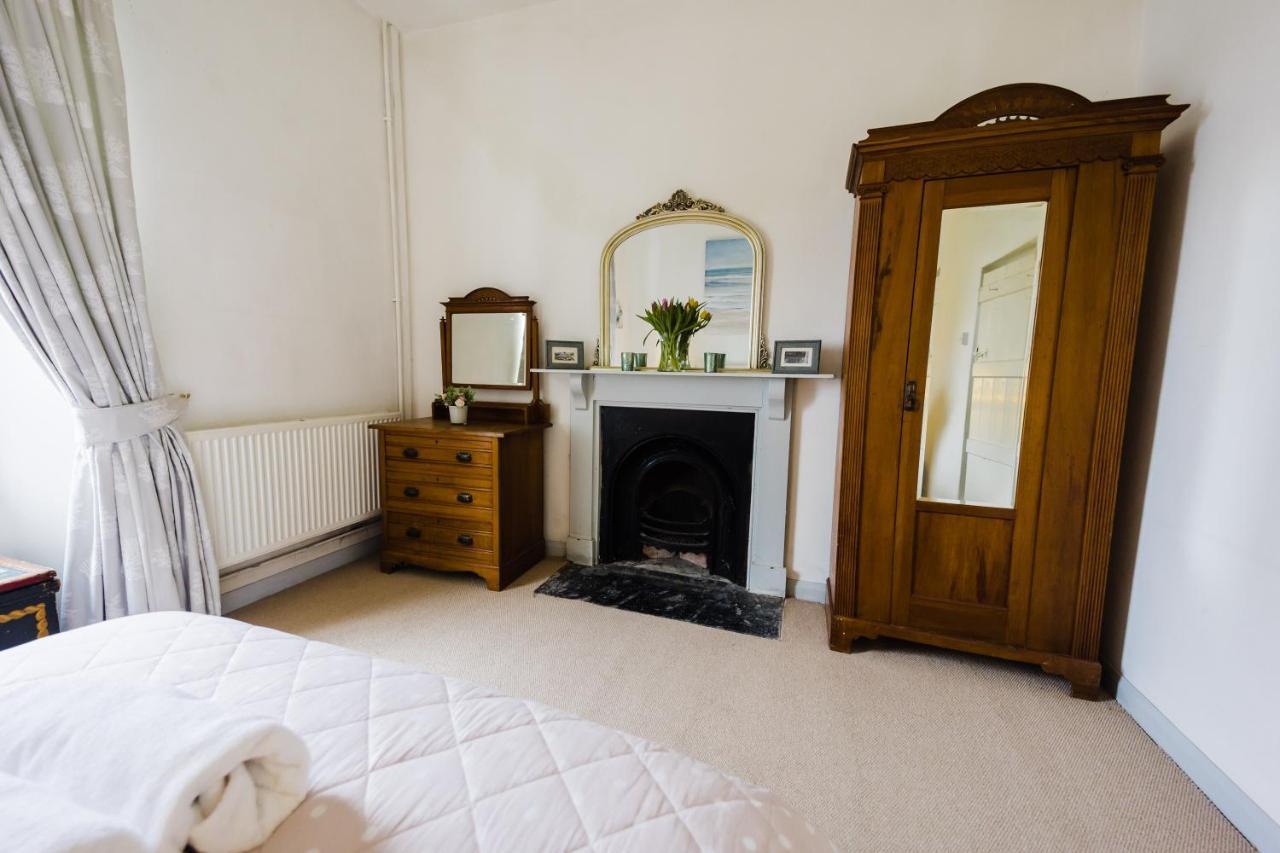 May Tree Cottage Manorbier 5 Mins From The Beach Sleeps 4 Luaran gambar
