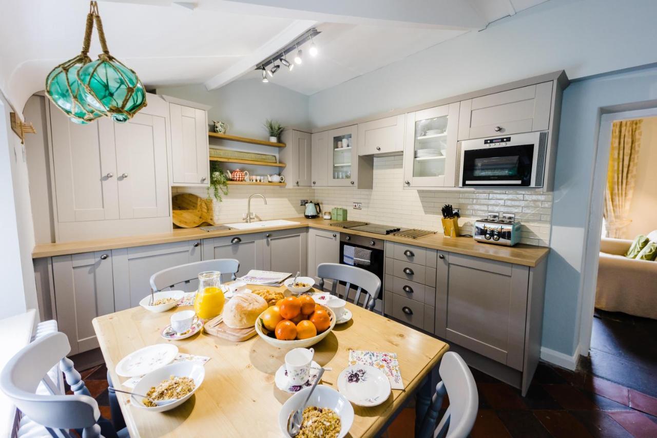 May Tree Cottage Manorbier 5 Mins From The Beach Sleeps 4 Luaran gambar