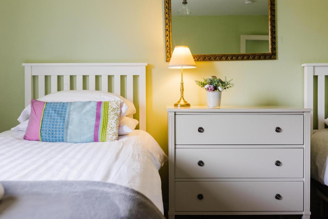 May Tree Cottage Manorbier 5 Mins From The Beach Sleeps 4 Luaran gambar