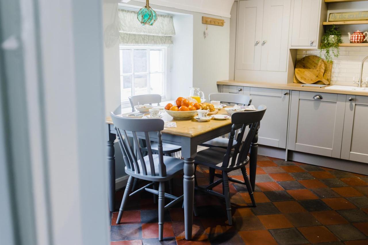 May Tree Cottage Manorbier 5 Mins From The Beach Sleeps 4 Luaran gambar