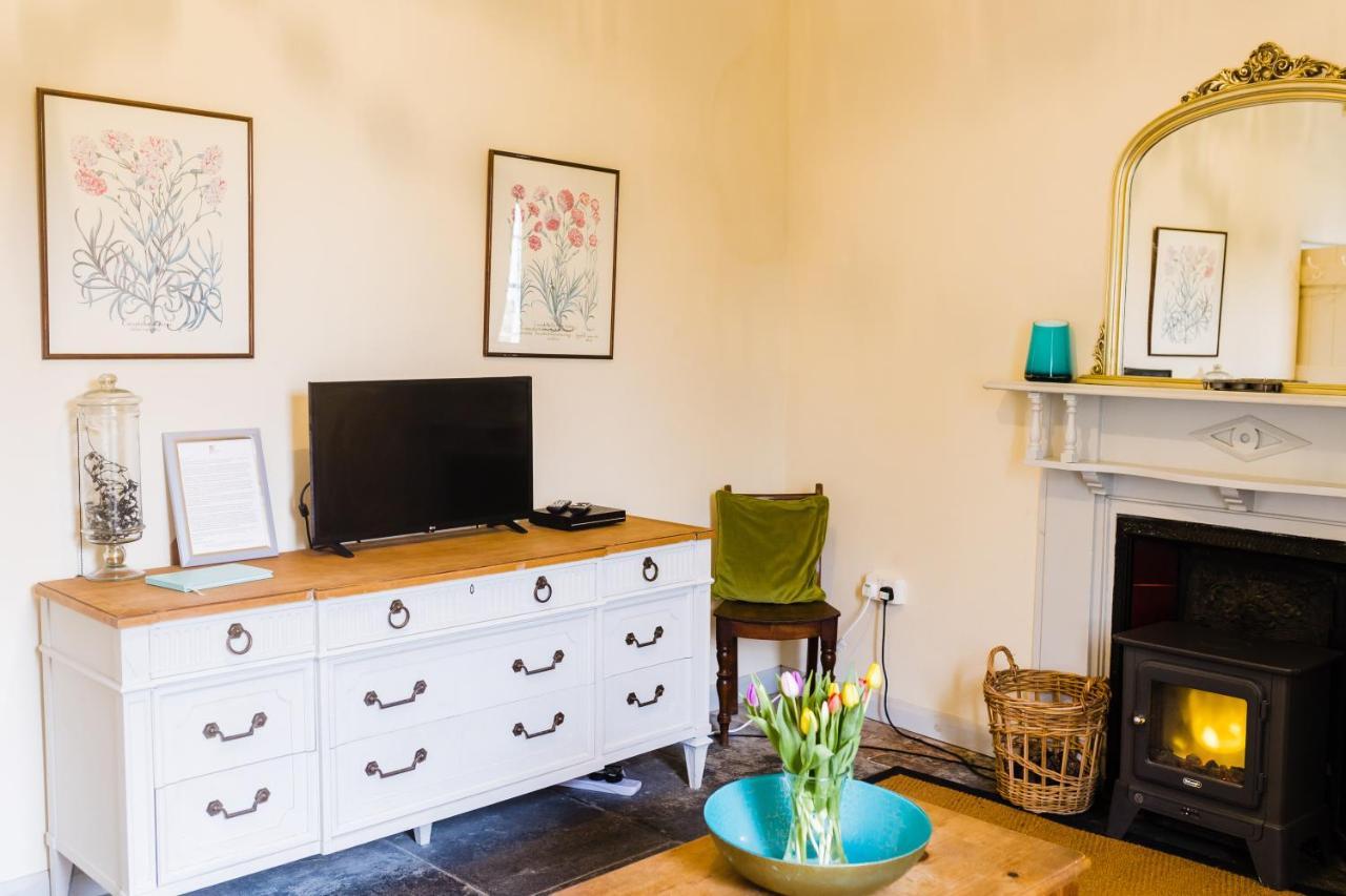 May Tree Cottage Manorbier 5 Mins From The Beach Sleeps 4 Luaran gambar