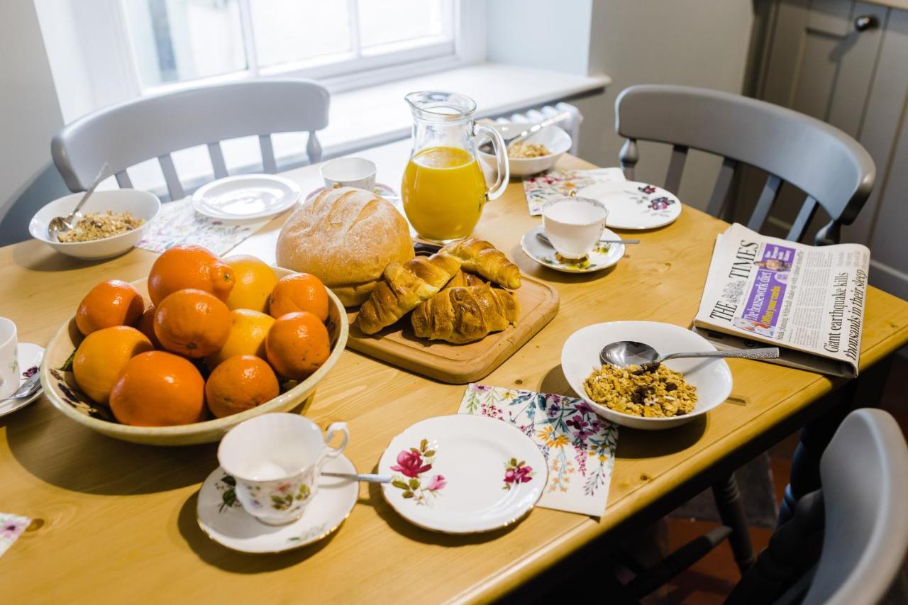 May Tree Cottage Manorbier 5 Mins From The Beach Sleeps 4 Luaran gambar